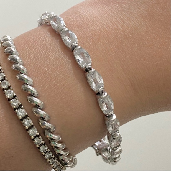 Vintage FAS 925 Stamped Sterling Silver CZ Cubic Zirconia Tennis Bracelet - Picture 5 of 16
